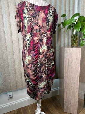 Women’s Slimfabulous Midi Dress in Burgundy Snake Print size XL